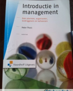 Introductie in management - Peter Thuis
